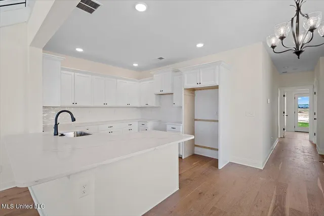 $370,900 | 781 Coahoma Court, Nesbit, MS 38651