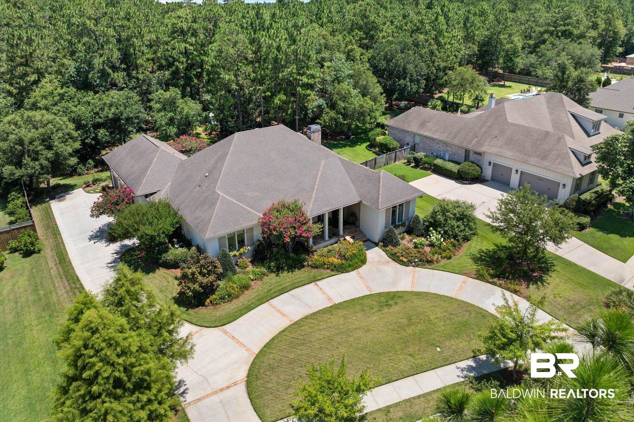 561 Falling Water Boulevard Fairhope, AL 36532 - Photo 3 of 45 Aerial of Circle Drive