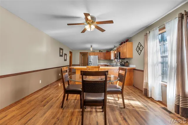 $279,000 | 18328 Lake Cir Drive, Dexter, MO 63841