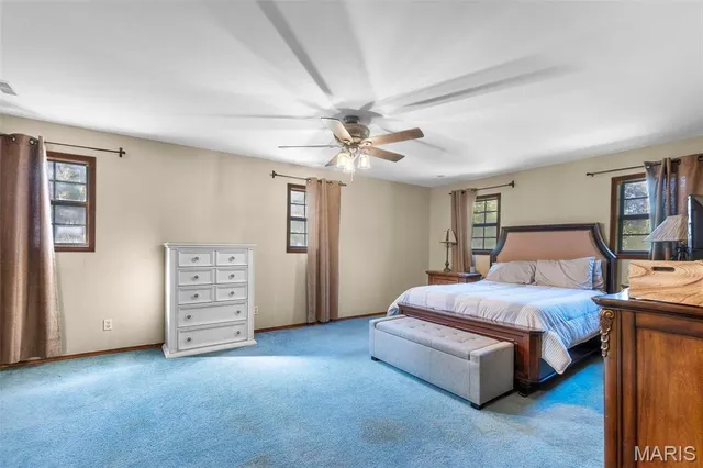 $279,000 | 18328 Lake Cir Drive, Dexter, MO 63841