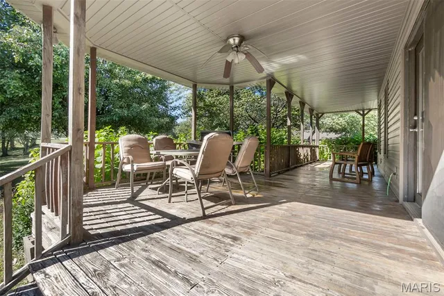 $279,000 | 18328 Lake Cir Drive, Dexter, MO 63841