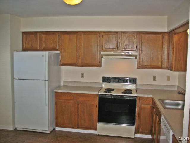 218 Ridgeview Drive Alburtis, PA 18011 - Photo 7 of 22 Gallery Image 7