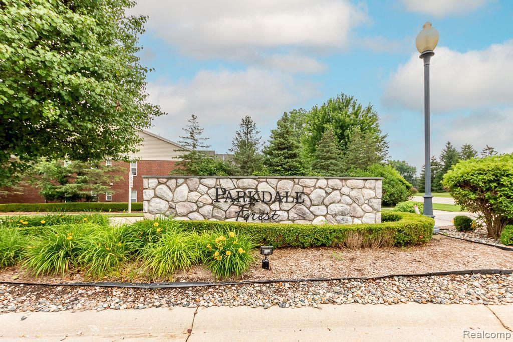 1723 Deepwood Circle Rochester, MI 48307 - Photo 20 of 20