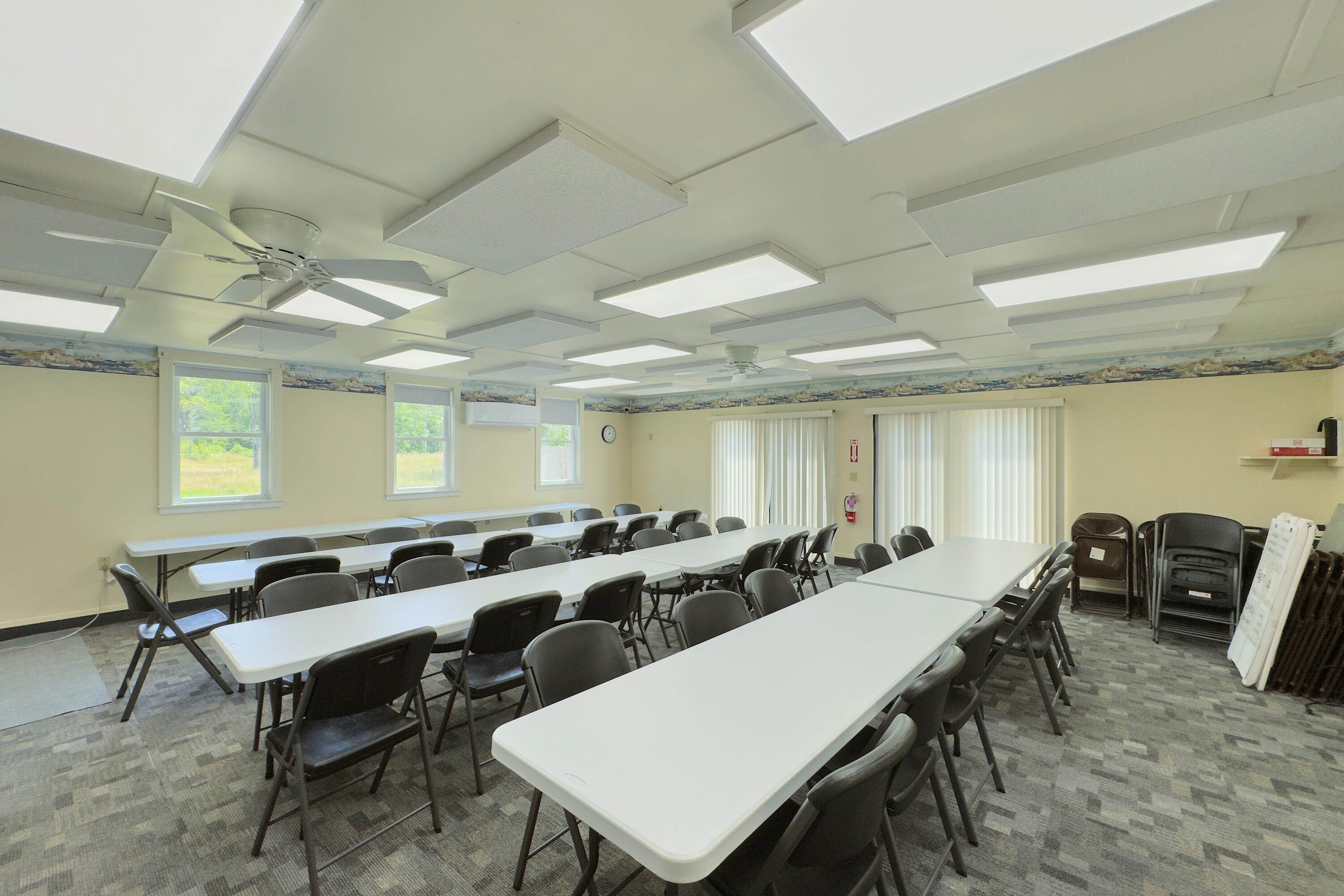 71 Bunny Trail Warren, ME 04864 - Photo 9 of 30 Clubhouse meeting room