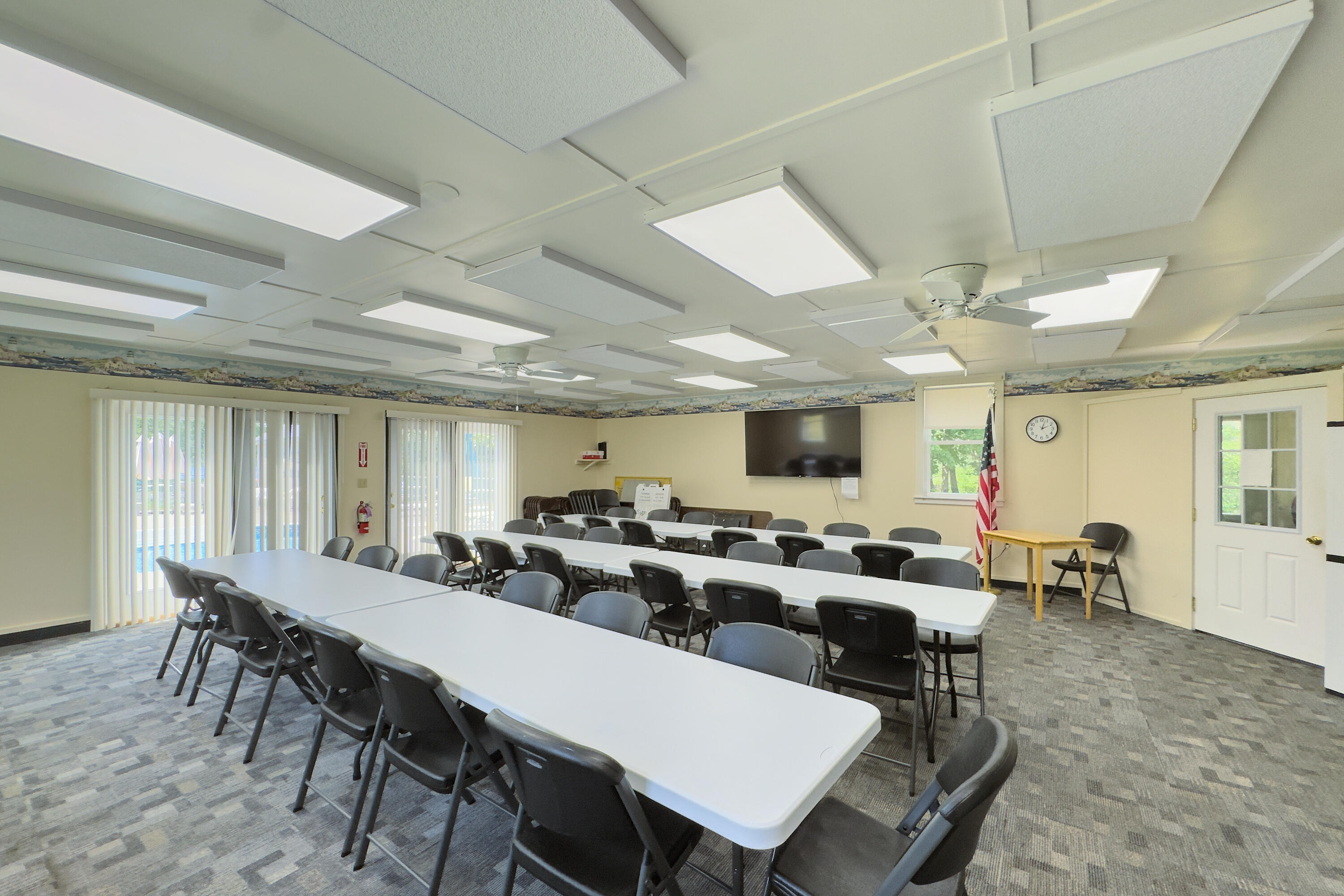 71 Bunny Trail Warren, ME 04864 - Photo 10 of 30 Meeting Room