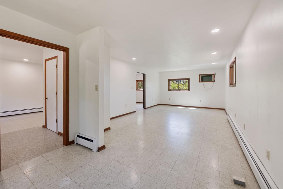 327 Krattley Lane Hudson, WI 54016 - Photo 27 of 38