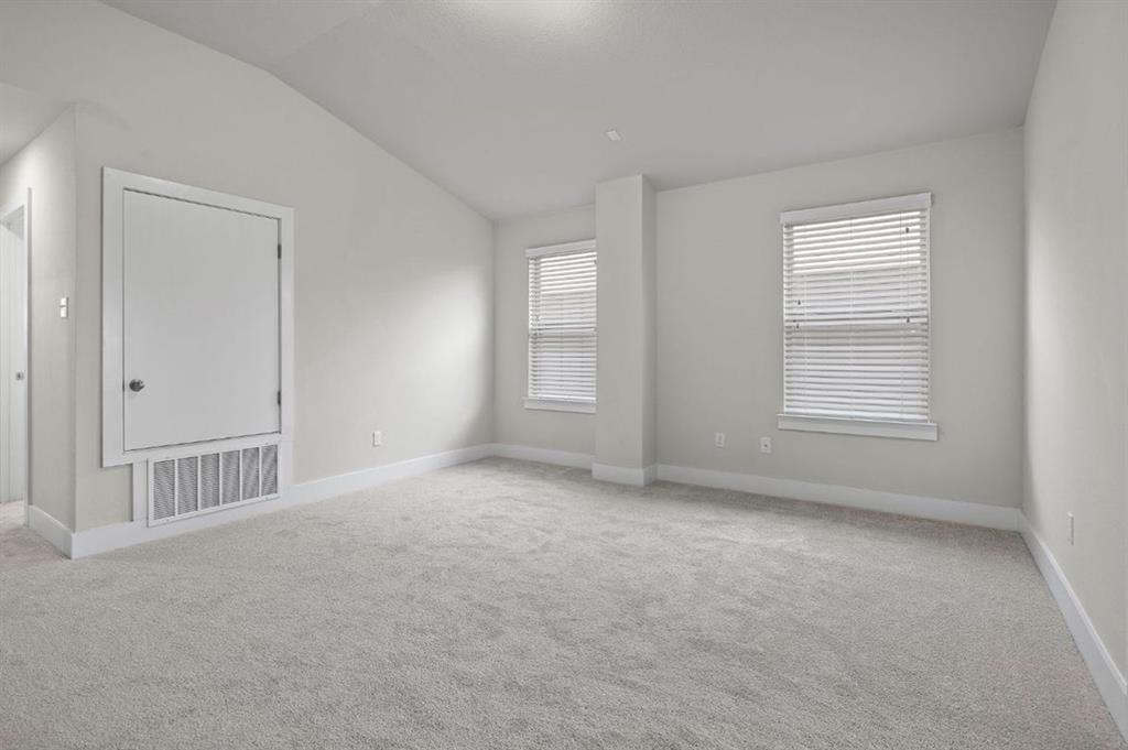 3605 Talladega Trace Austin, TX 78728 - Photo 13 of 27 a view of empty room with windows