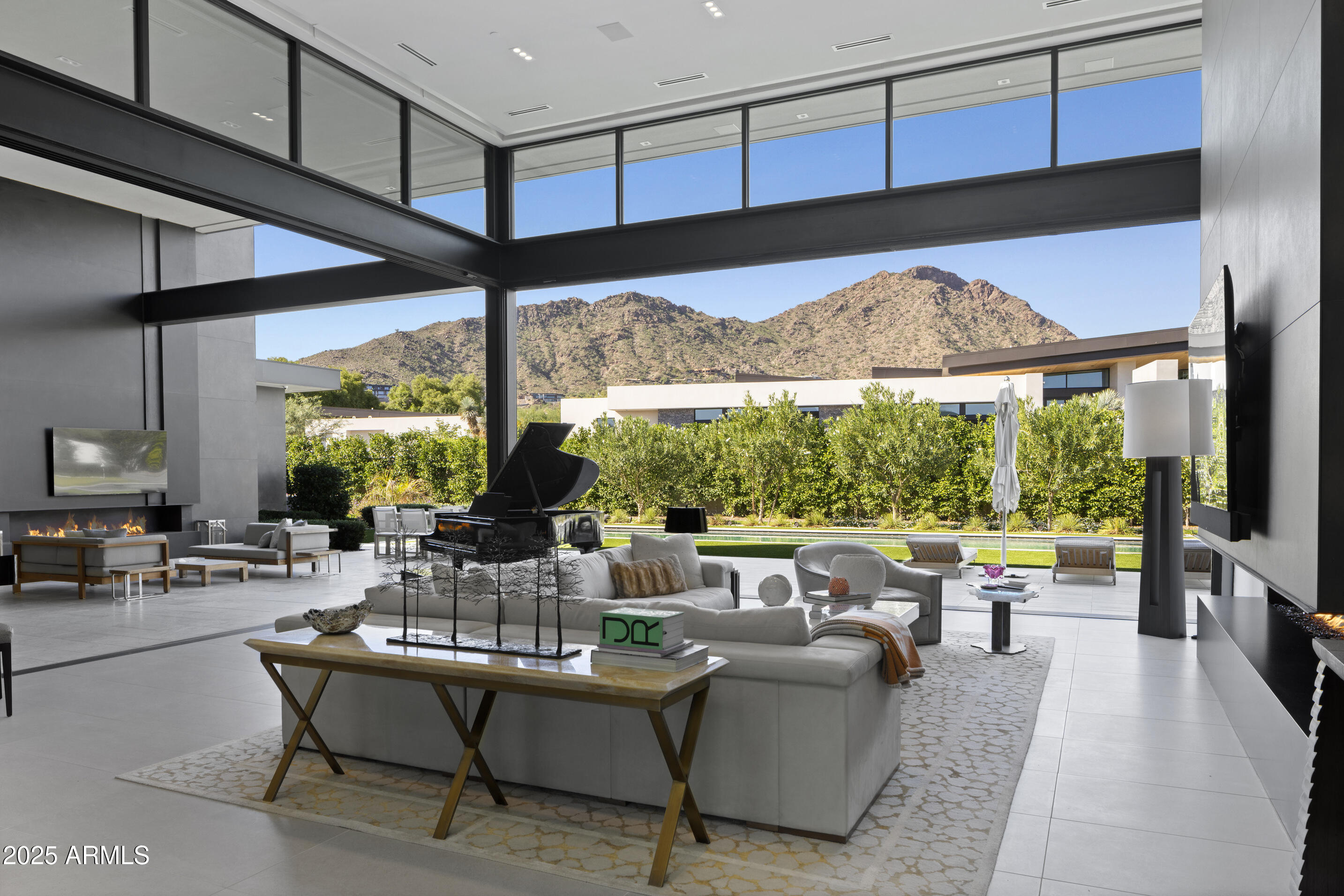 6427 East Luke Road Paradise Valley, AZ 85253 - Photo 2 of 28 Great Room