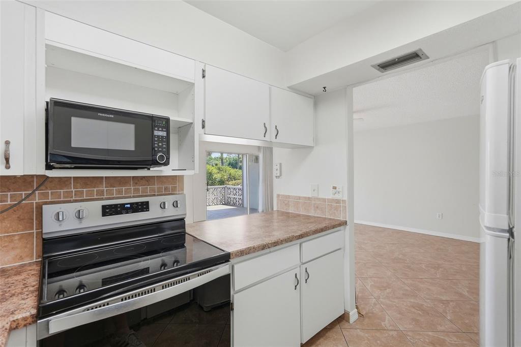 14800 Walsingham Road, Unit 205 Largo, FL 33774 - Photo 9 of 36