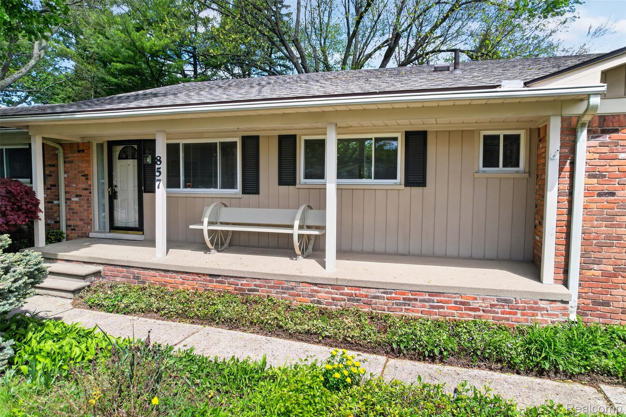 857 Helston Road Bloomfield Hills, MI 48304 - Photo 5 of 37 DJI_0956.jpg