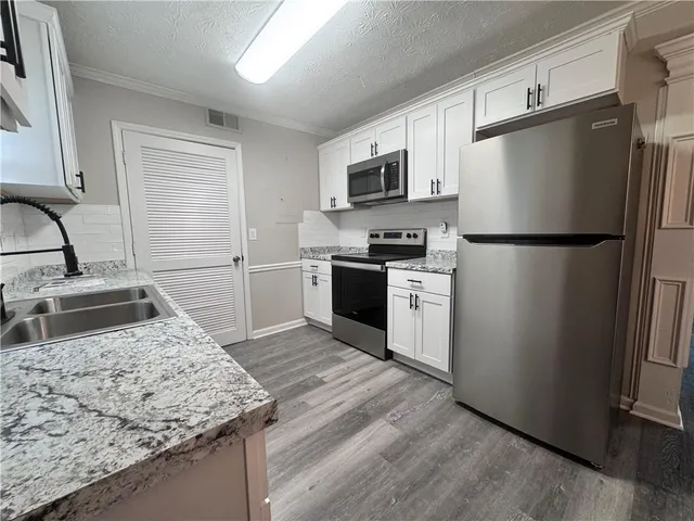 $1,395 | 452 Lexington Drive, Lawrenceville, GA 30046