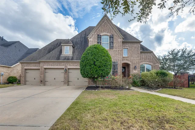 $775,000 | 4307 Walston Ridge Court, Sugar Land, TX 77479