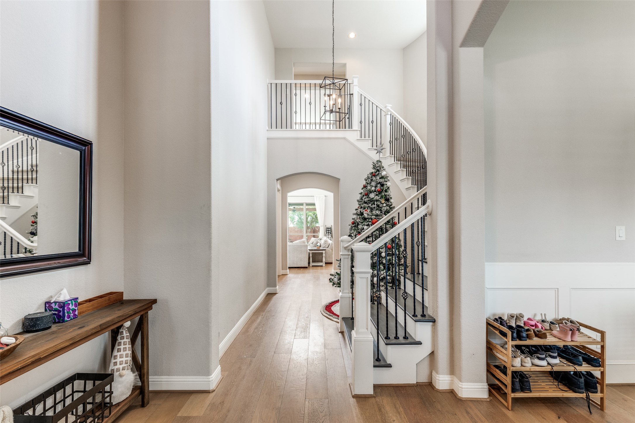 4307 Walston Ridge Court Sugar Land, TX 77479 - Photo 3 of 25 Entry