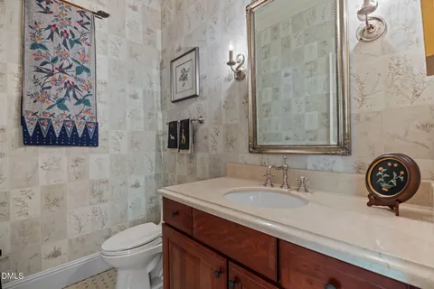 $2,950,000 | 32409 Archdale Drive, Chapel Hill, NC 27517