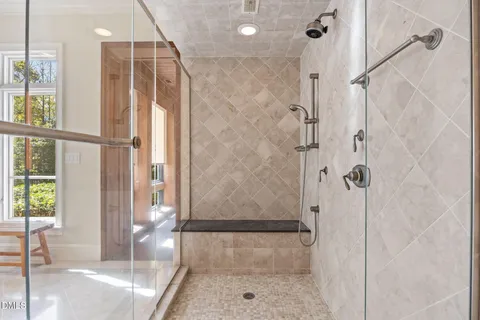 $2,950,000 | 32409 Archdale Drive, Chapel Hill, NC 27517