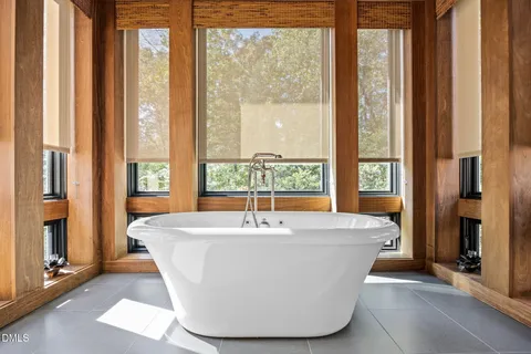 $2,950,000 | 32409 Archdale Drive, Chapel Hill, NC 27517