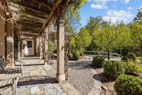 $2,950,000 | 32409 Archdale Drive, Chapel Hill, NC 27517
