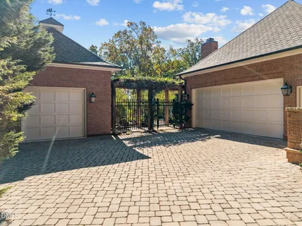 $2,950,000 | 32409 Archdale Drive, Chapel Hill, NC 27517