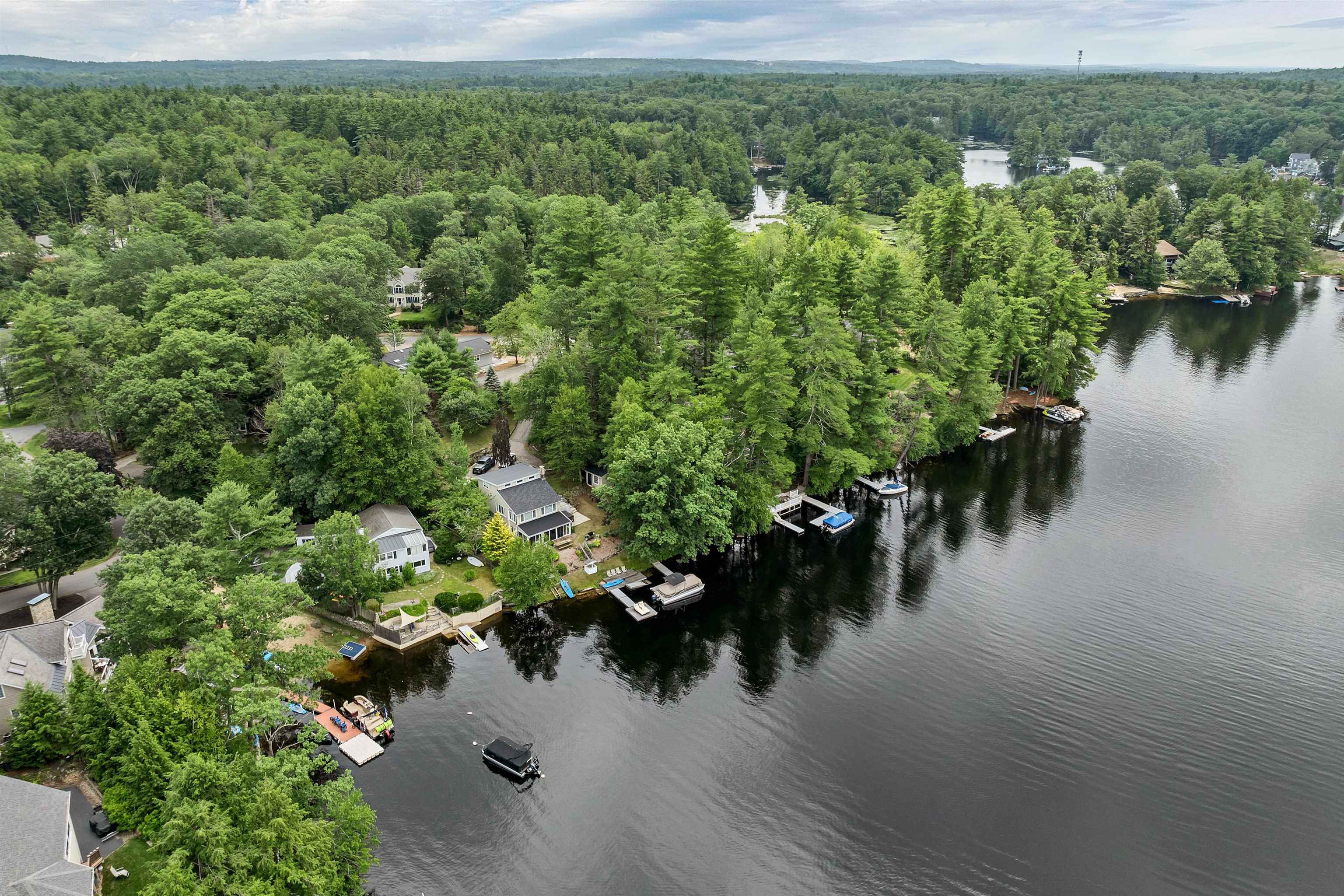 9 Valcat Lane Atkinson, NH 03811 - Photo 16 of 39