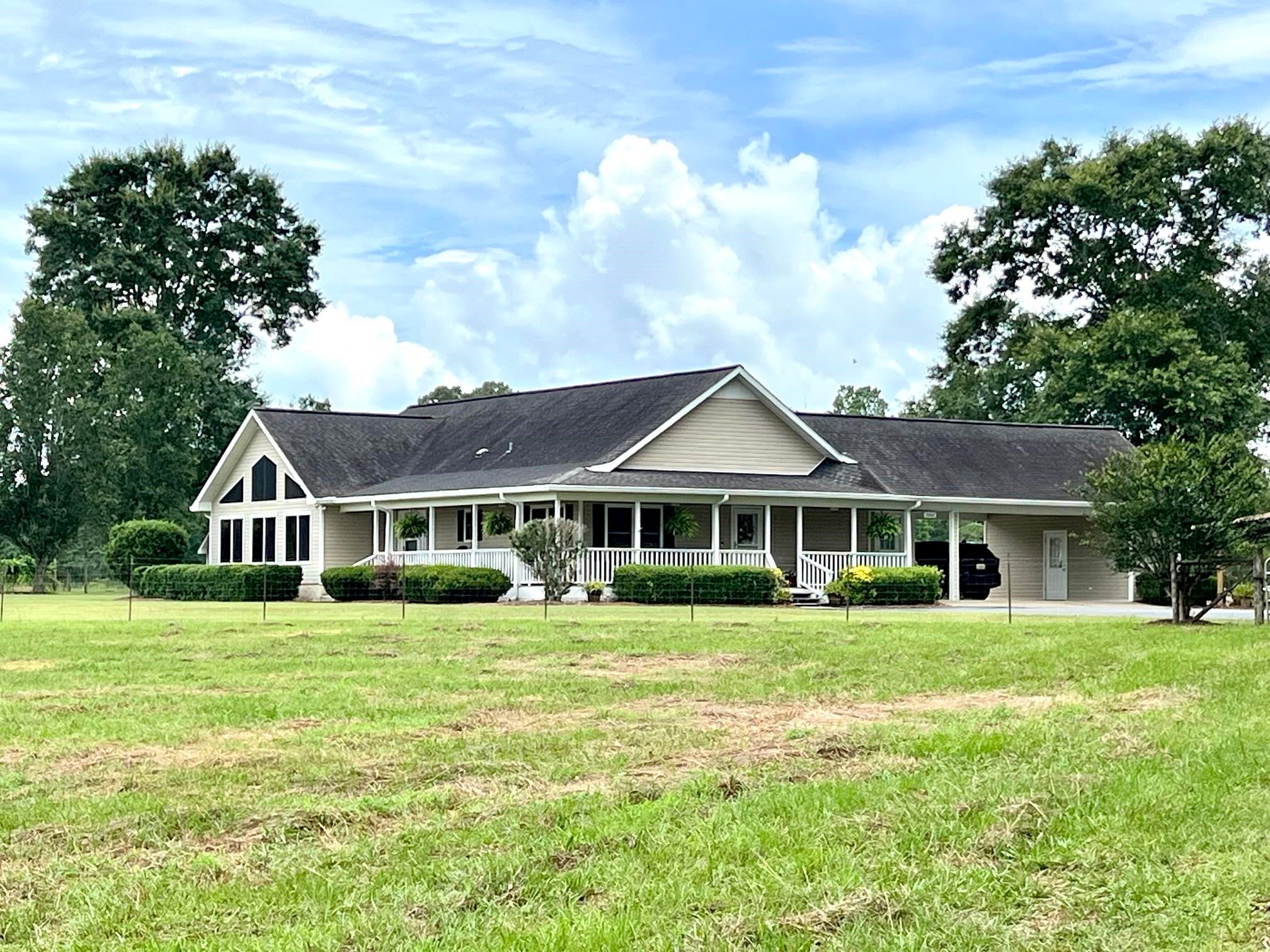 18880 Leon Wiggins Road Andalusia, AL 36420 - Photo 1 of 23 Gallery Image 1