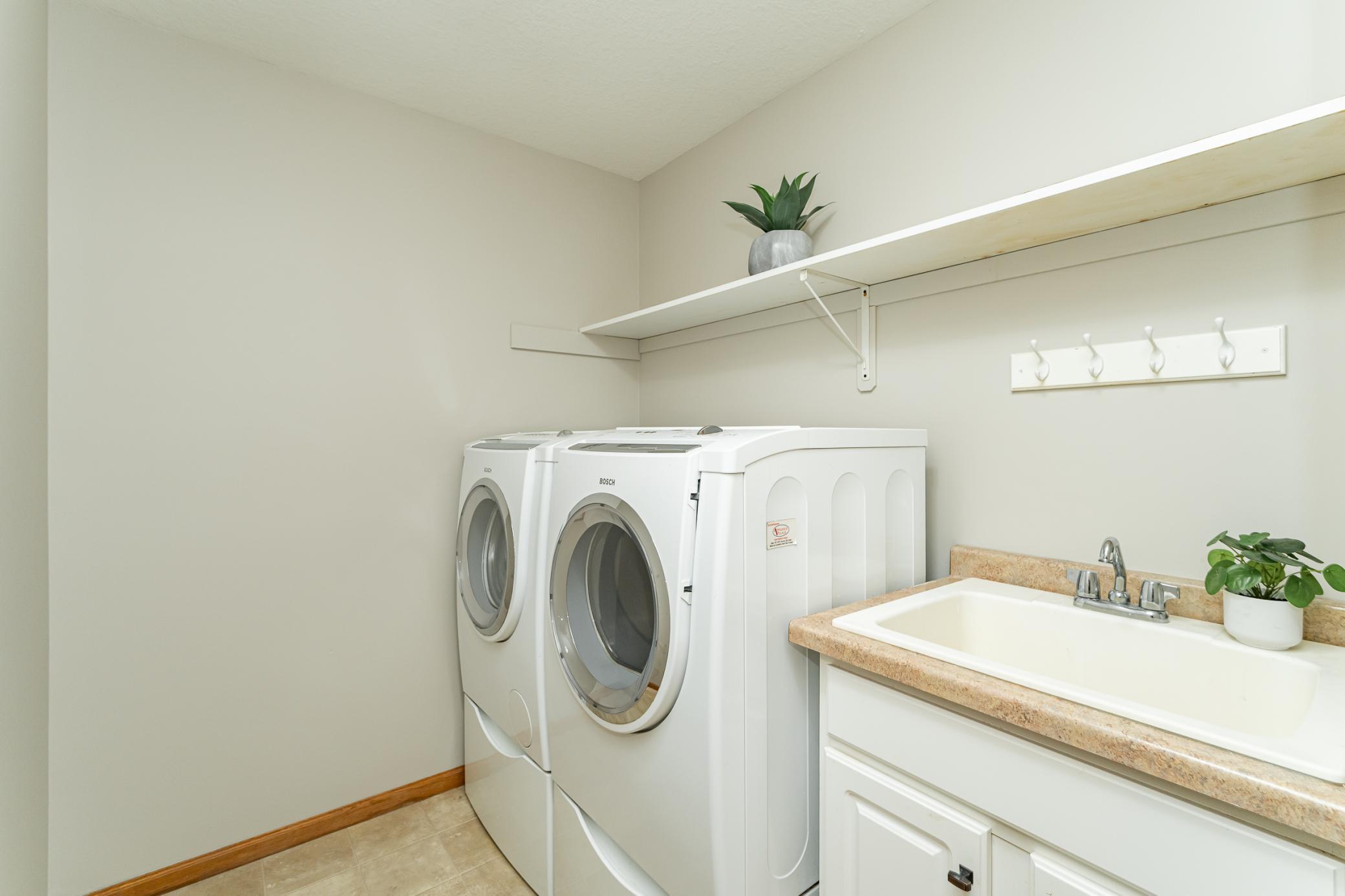 948 Southern Ridge Drive Southwest Rochester, MN 55902 - Photo 24 of 35