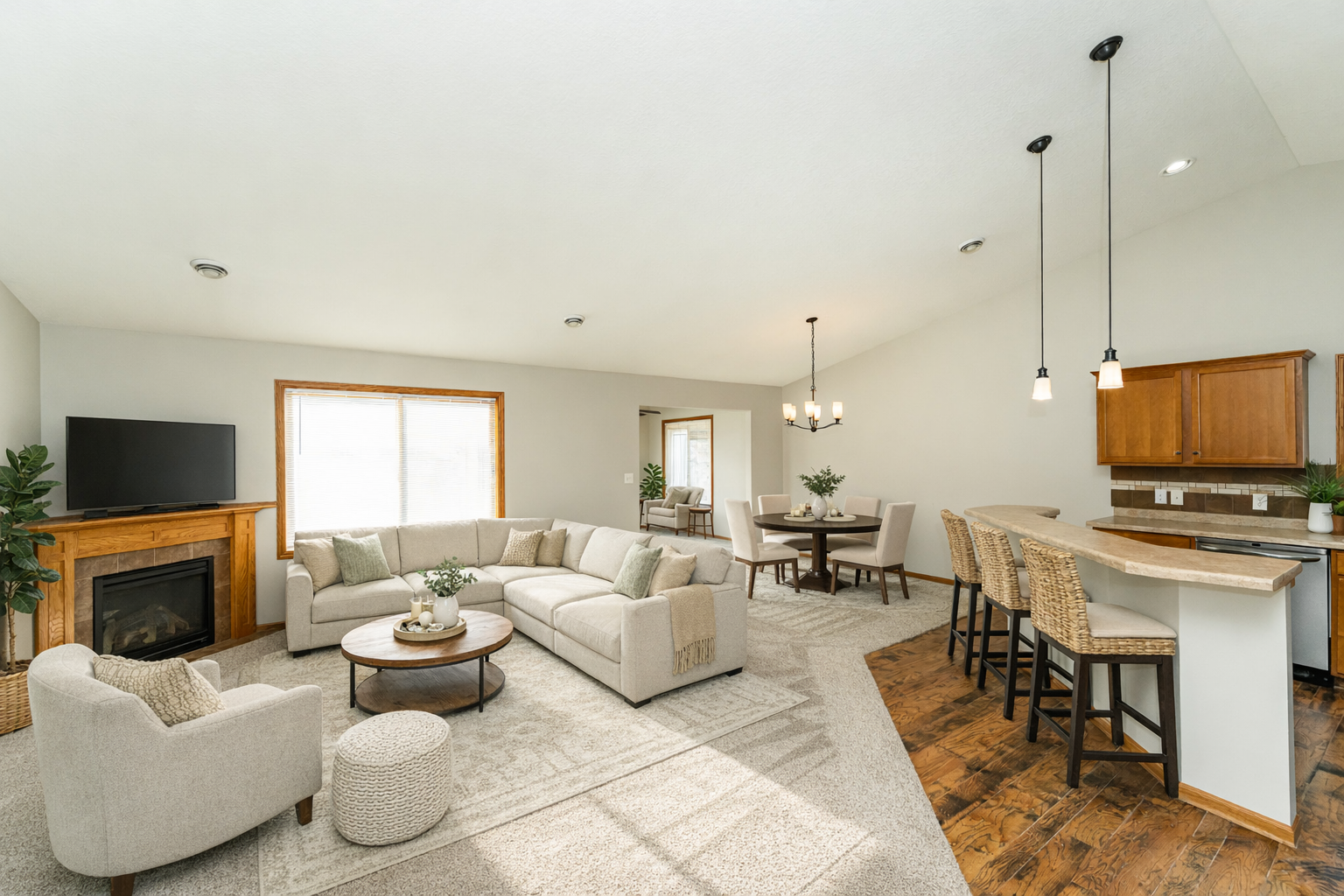 948 Southern Ridge Drive Southwest Rochester, MN 55902 - Photo 5 of 35