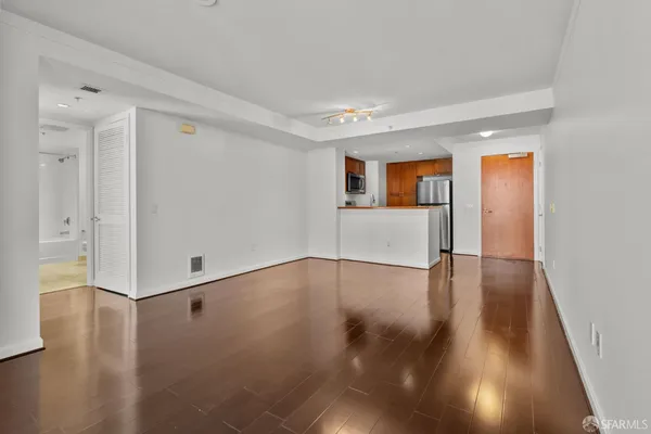 $5,200 | 400 Beale Street, Unit 1310, San Francisco, CA 94105