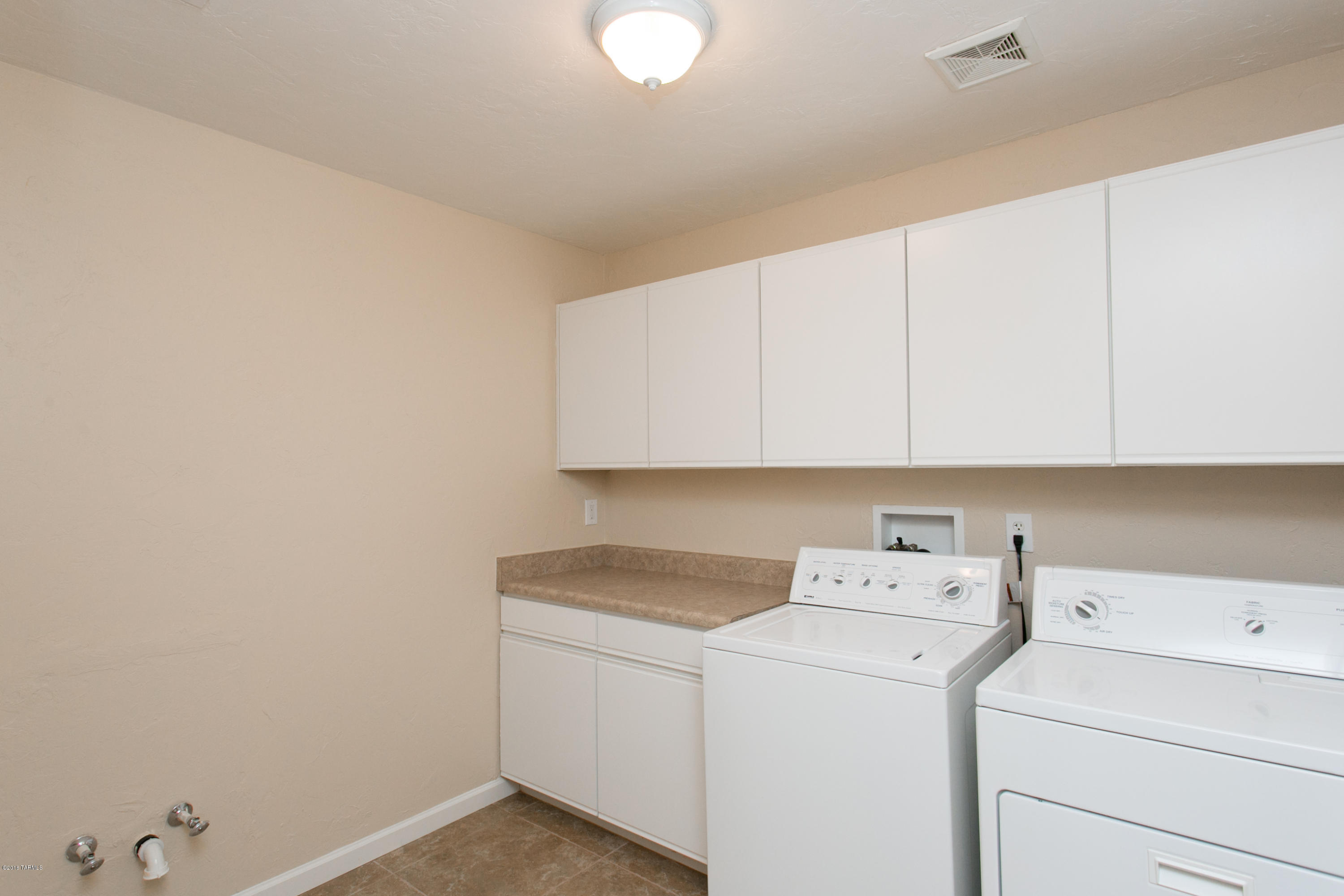 37650 South Vista Ridge Drive Saddlebrooke, AZ 85739 - Photo 23 of 28