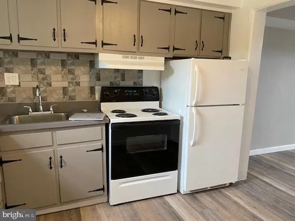 $1,295 | 754 Colony Drive, York, PA 17404