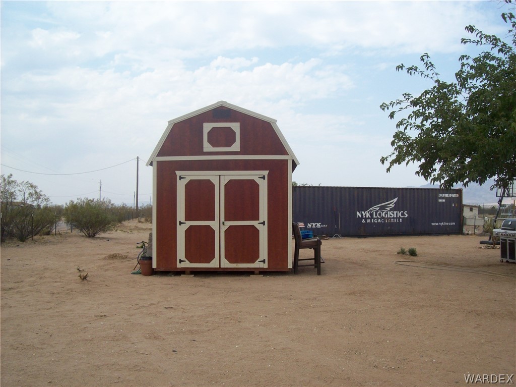 501 Teddy Roosevelt Road Golden Valley, AZ 86413 - Photo 16 of 18