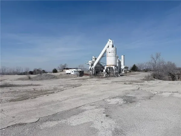 $999,000 | 5886 Cr 3570 Road, Neodesha, KS 66757