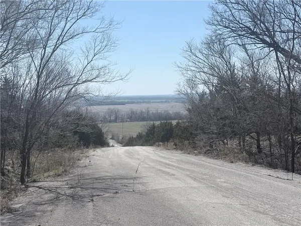 $999,000 | 5886 Cr 3570 Road, Neodesha, KS 66757