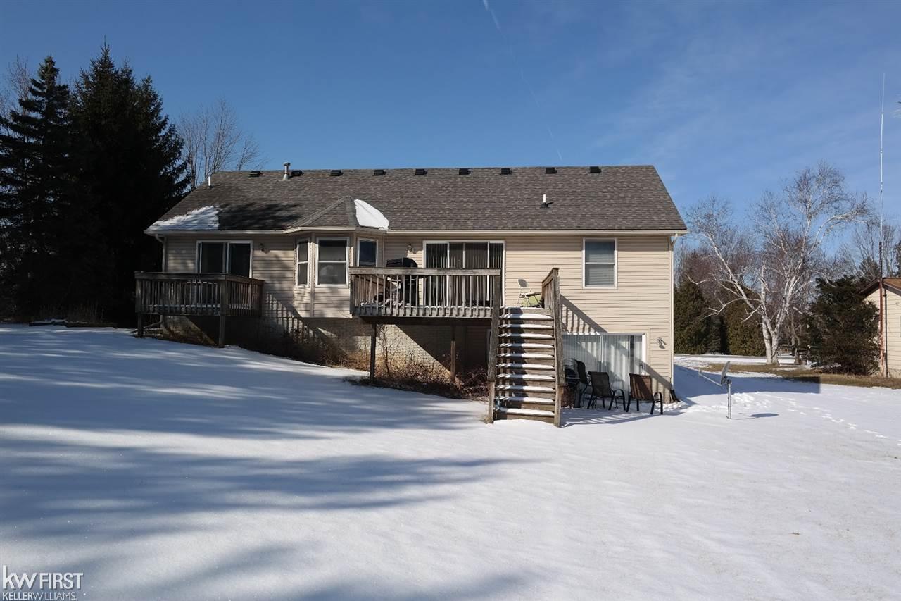 7041 Brewer Road Flint, MI 48507 - Photo 18 of 19