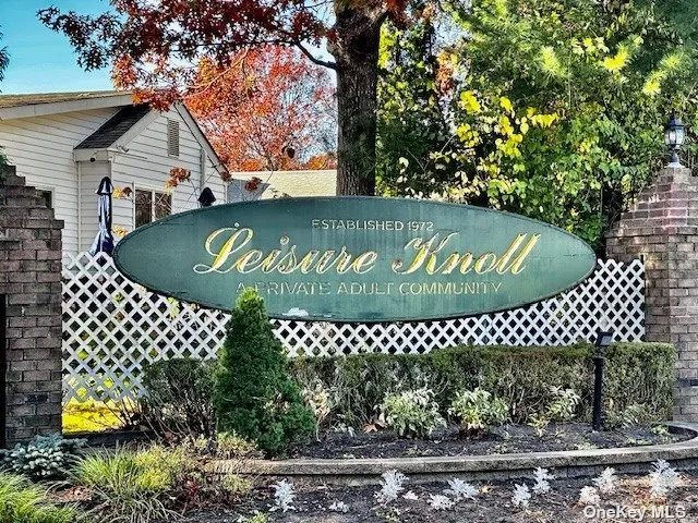 a view of a back yard of a house