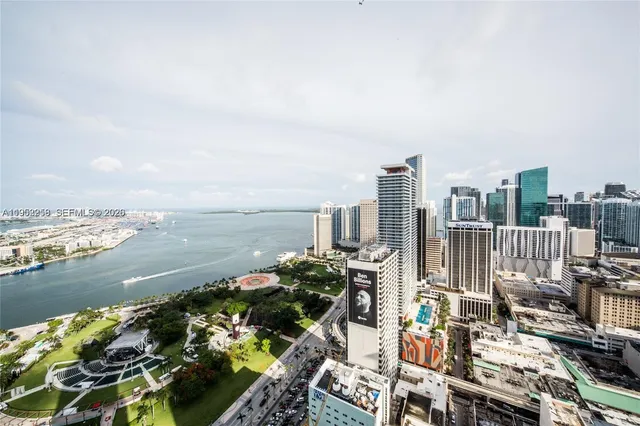 $699,000 | 244 Biscayne Boulevard, Unit 4407, Miami, FL 33132