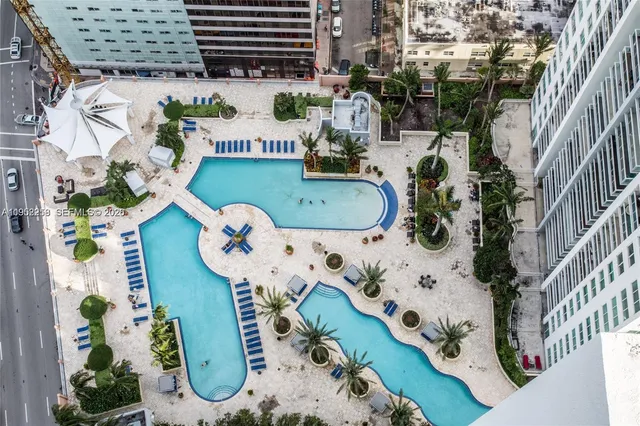 $699,000 | 244 Biscayne Boulevard, Unit 4407, Miami, FL 33132