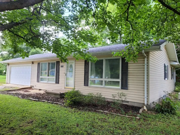 $119,500 | 1905 South 15th Street, Mount Vernon, IL 62864