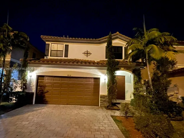 $4,700 | 8878 West 33rd Avenue, Unit 8878, Hialeah, FL 33018