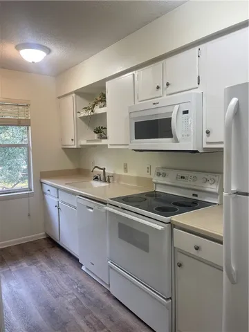 $325,000 | 800 Mallery Street, Unit C30, St. Simons Island, GA 31522