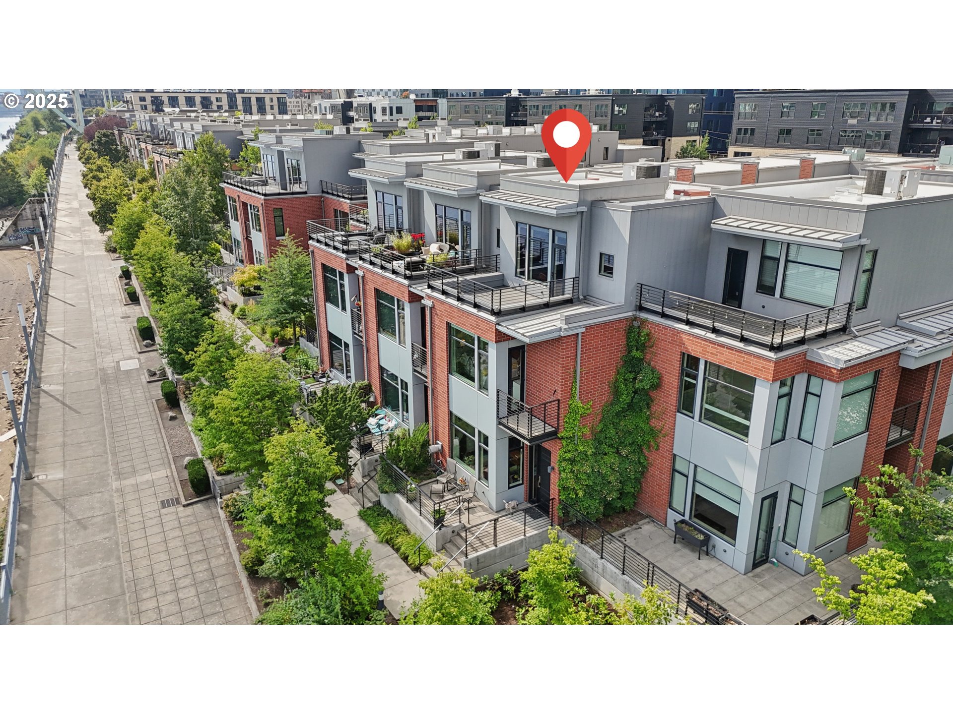1740 Northwest Riverscape Street Portland, OR 97209 - Photo 41 of 48