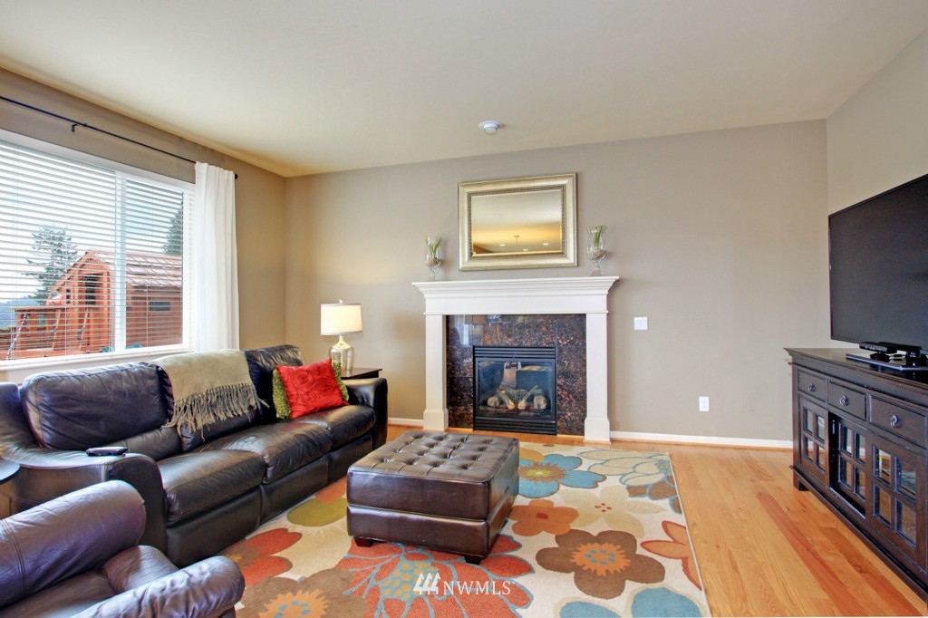 3732 226th Street Southeast Bothell, WA 98021 - Photo 5 of 15