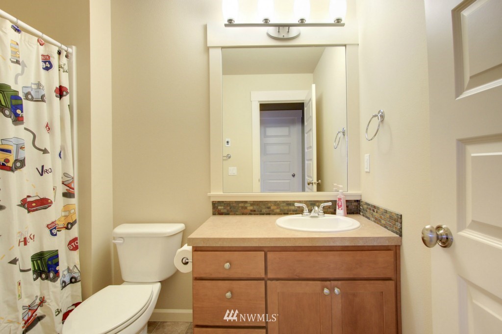 3732 226th Street Southeast Bothell, WA 98021 - Photo 10 of 15