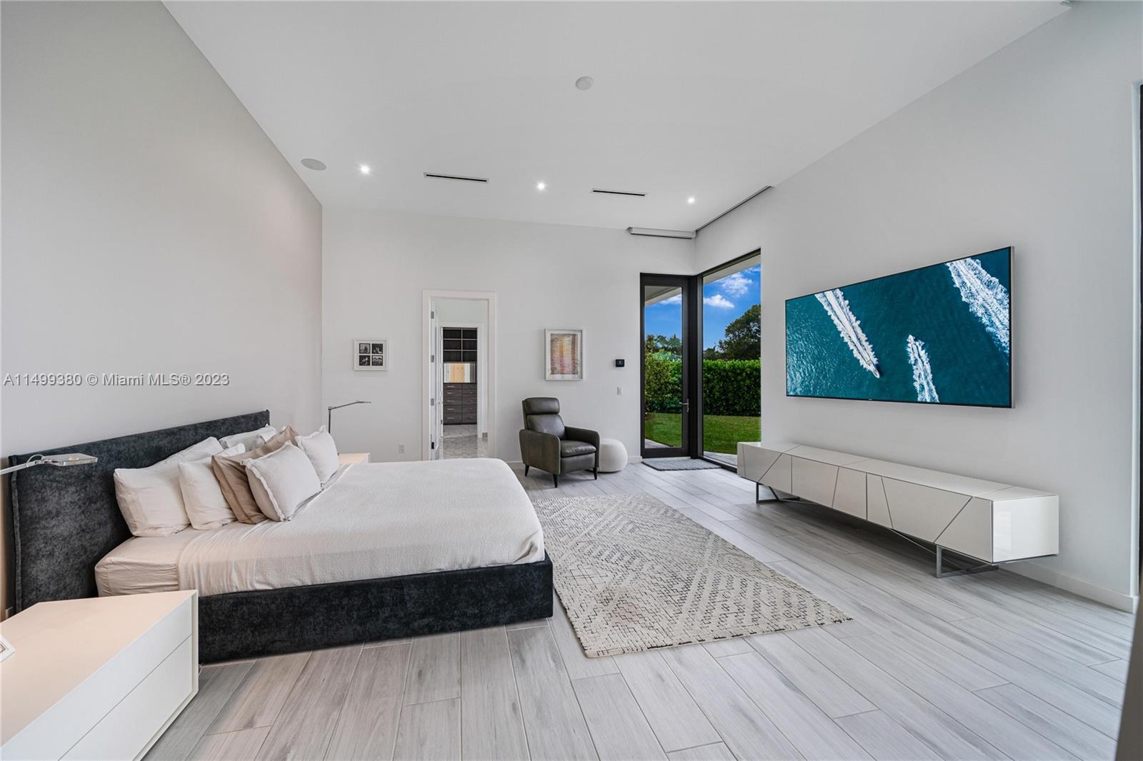 7677 Stonehaven Lane Boca Raton, FL 33496 - Photo 19 of 75 Gallery Image 19