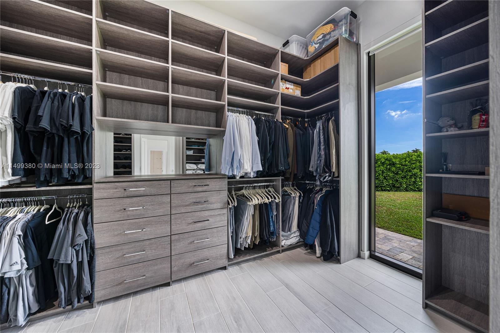 7677 Stonehaven Lane Boca Raton, FL 33496 - Photo 28 of 75 Gallery Image 28