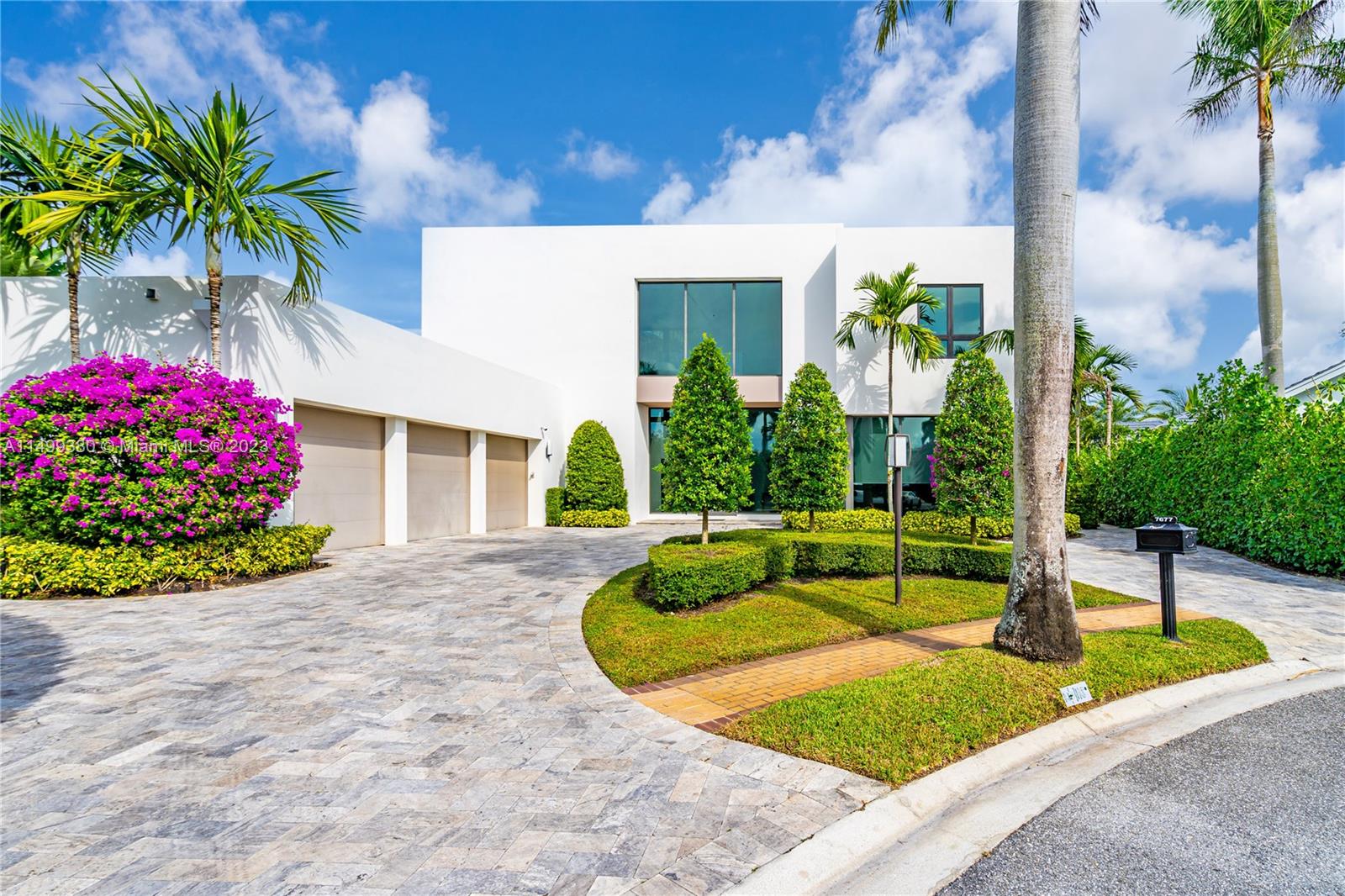 7677 Stonehaven Lane Boca Raton, FL 33496 - Photo 4 of 75 Gallery Image 4