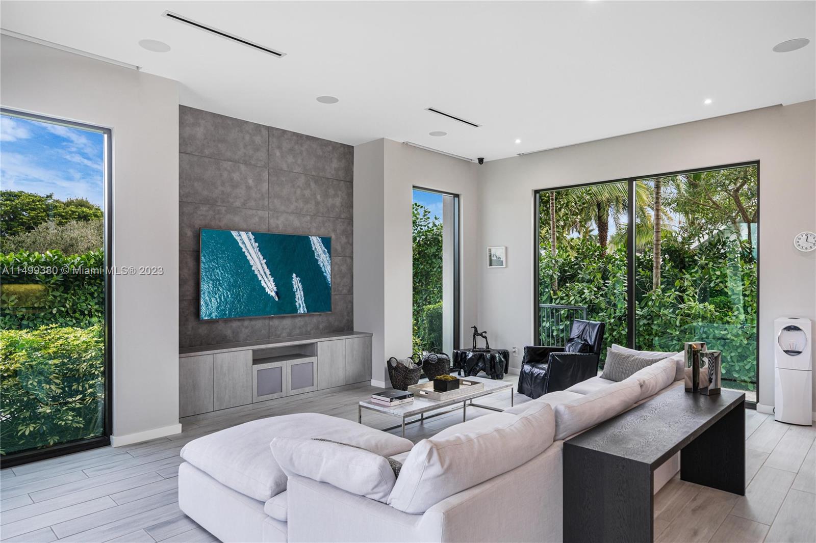 7677 Stonehaven Lane Boca Raton, FL 33496 - Photo 10 of 75 Gallery Image 10