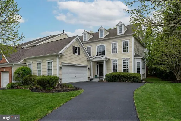 $950,000 | 500 Guinevere Drive, Newtown Square, PA 19073