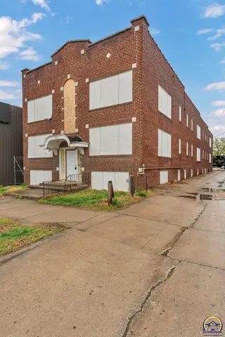 $89,000 | 506 Southwest 6th Avenue, Topeka, KS 66603
