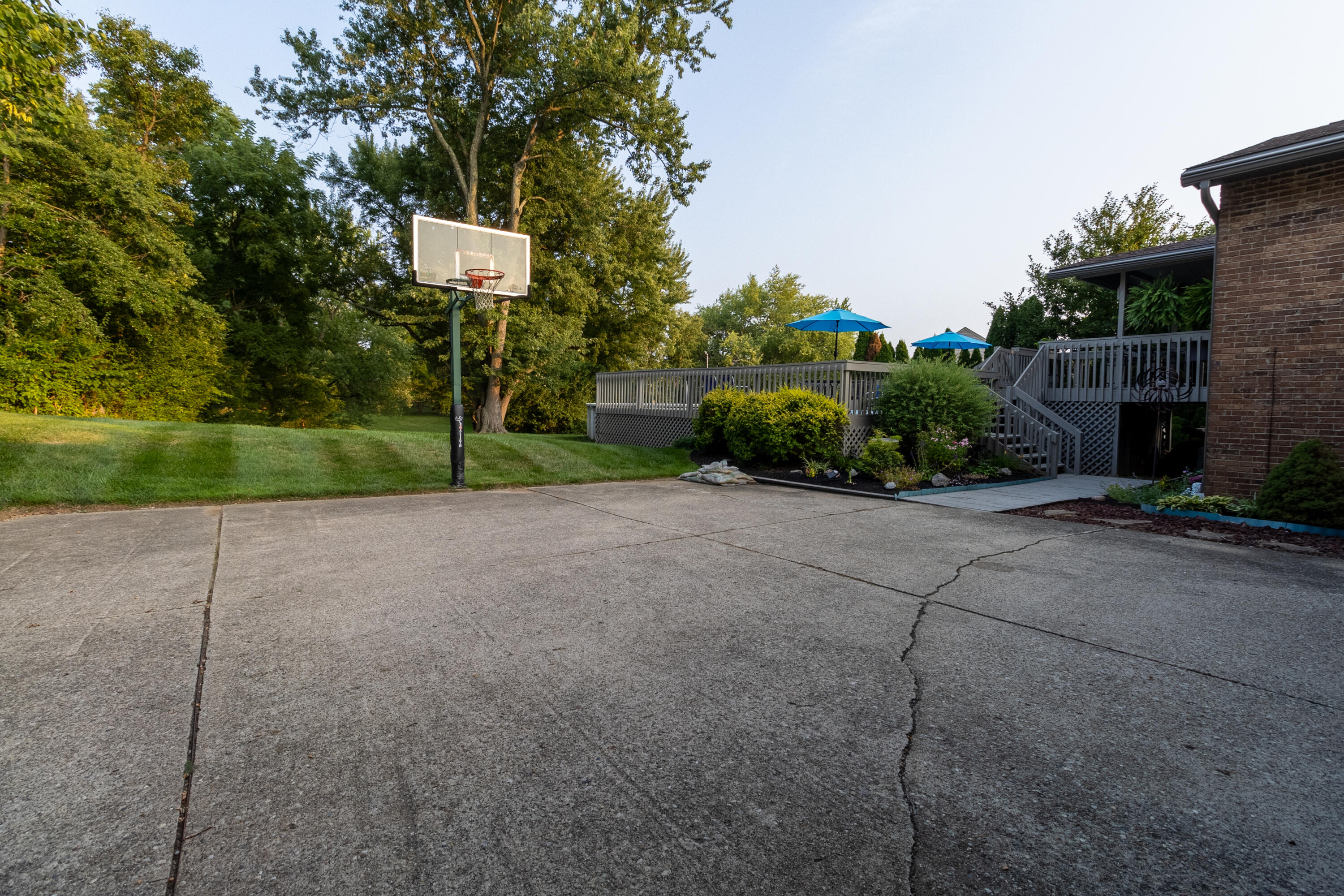 2207 Amsterdam Road Fort Mitchell, KY 41017 - Photo 38 of 45 Gallery Image 38