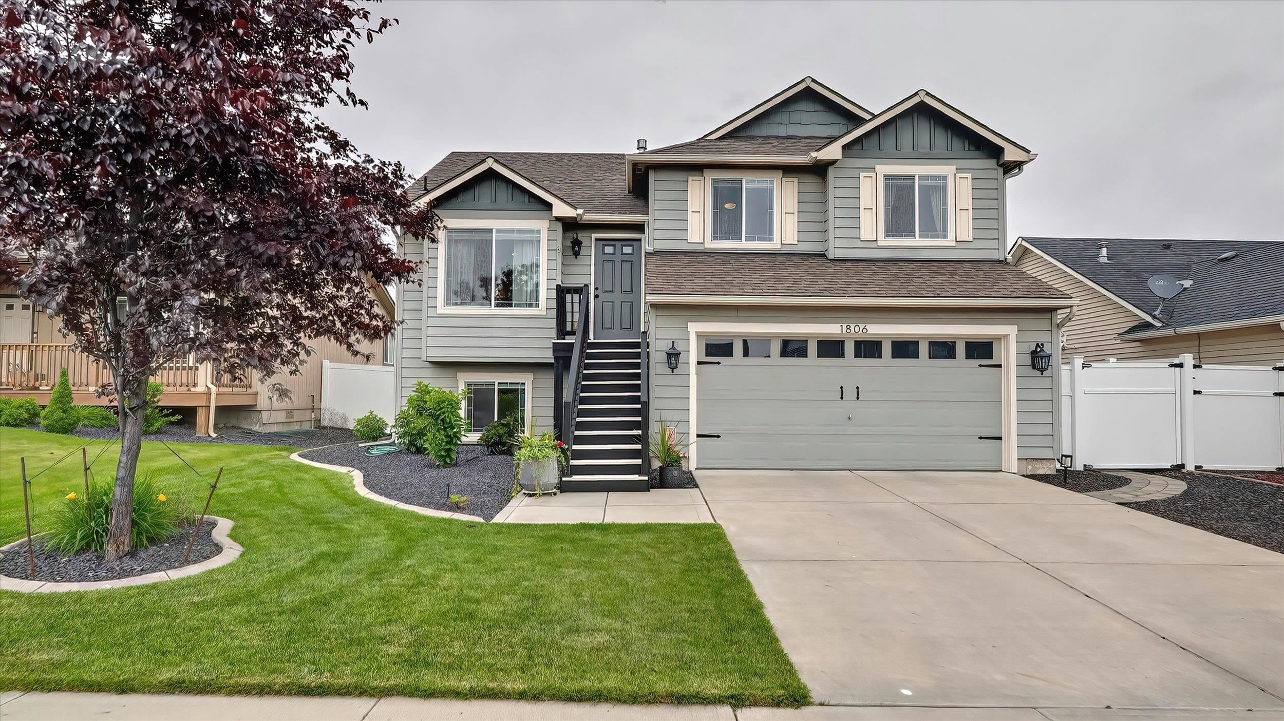 1806 West Maxine Avenue Spokane, WA 99208 - Photo 1 of 44